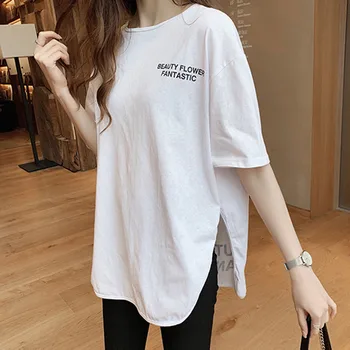 Priežastinis Moterų White T-Shirt Korėjos Vasaros Pusė Rankovės Ilgos Padalinta Moterų Viršūnių Laišką Atspausdinta Marškinėliai Prašmatnus Tees Marškinėliai